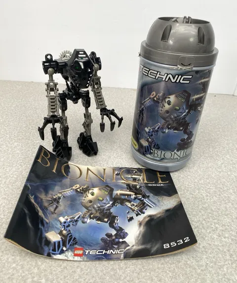 Lego Bionicle 8532 Onua Toa Mata Complete w/ Canister Instructions, No Poster