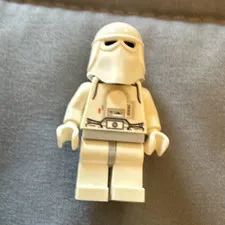 LEGO Star Wars Snowtrooper Minifigure White Armor w/ Helmet, Plastic