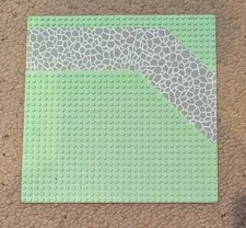 LEGO Light Green Baseplate Road 32x32 Angled Driveway Cobblestone 4478px3 6419