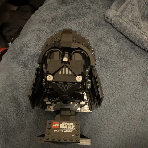 LEGO Star Wars Darth Vader Helmet 75304 Complete Set 834 pcs Display Stand 18+