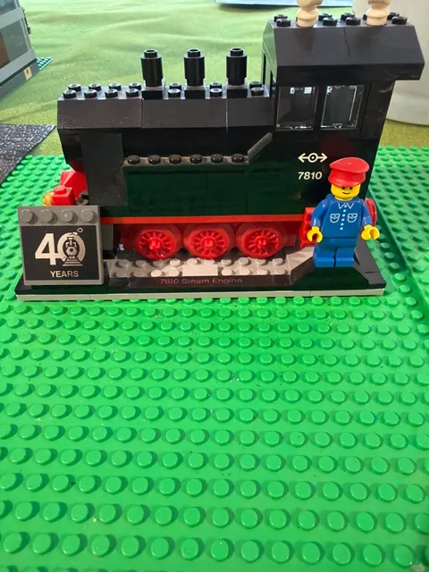 LEGO Promotional: Lego Trains 40th Anniversary Set (40370) Built no instructions