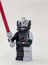 LEGO Star Wars 7672 Battle Damaged Darth Vader SW0180 6h