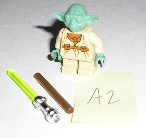 Lego Star Wars YODA (Sand Green) Jedi Master Minifigure 4502 7103 7260 *A2*