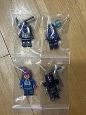 LEGO FORTNITE BATTLE BUS MINIIFIGURES LOT OF 4 NEW