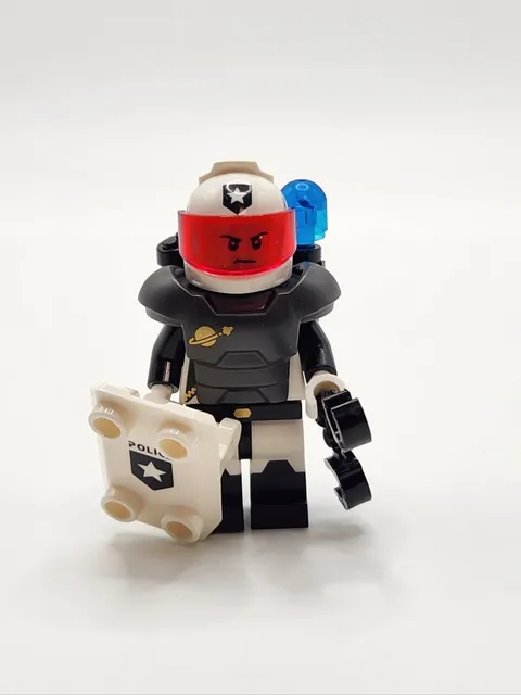 Lego Minifigure Series 21 Space Police Guy CMF New Retired 71029 col21.