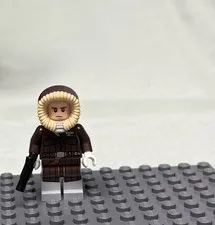 LEGO Star Wars Han Solo Minifigure sw0709 Hoth Dark Brown Parka 75138 + Blaster