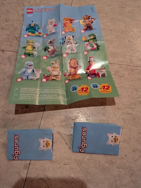 Lego Minifigures lot 3 posters 71051 animal manual 2026 three rare collectible