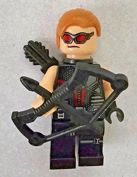LEGO  Hawkeye with Bow Arrow Quiver Marvel Super Heroes Loki's Minifigure 6867