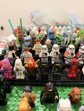 HUGE LEGO  RARE Minifigures Lot of  400+ Ninjago Starwars Marvel DC HP LOTR