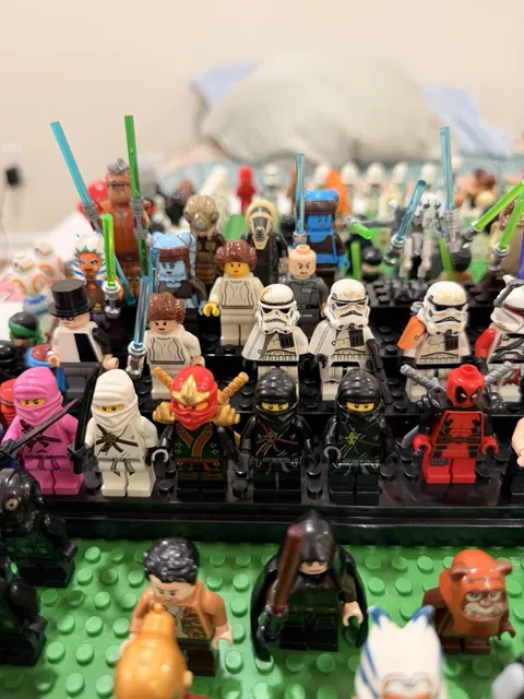 HUGE LEGO  RARE Minifigures Lot of  400+ Ninjago Starwars Marvel DC HP LOTR