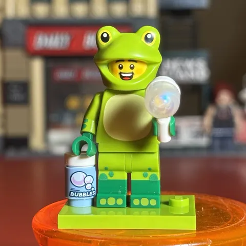 LEGO 71051 Collectible Minifigures Series 28 - Frog Costume, New.