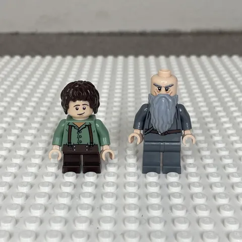 Lego Lord Of The Rings Minifig Lot Frodo And Gandalf 
