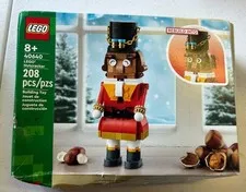 LEGO Nutcracker Christmas Holiday Building Toy Set 208 Pieces New Box Damage