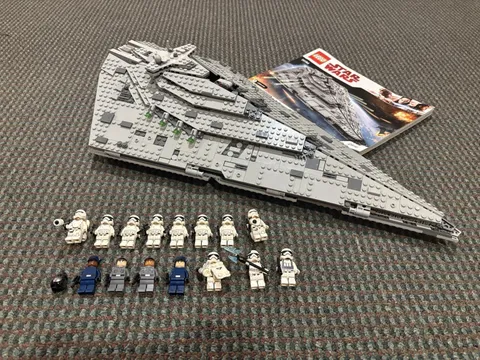 LEGO Star Wars First Order Star Destroyer 75190 + 15 Minifigures Instructions