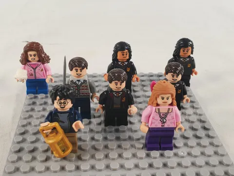 LEGO Harry Potter Hogwarts Student Minifigure Lot of 8 Harry Hermione Neville