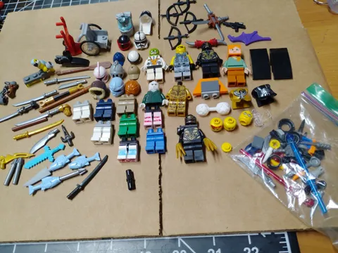 Lot Of  LEGO Minifigures Pre Owned #5