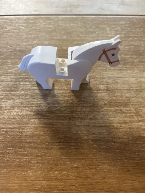 LEGO VINTAGE HORSE FIGURE - WHITE