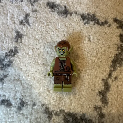 LEGO Goblin Minifigure - Green Goblin with Brown Hood, Set: Goblin, 5+