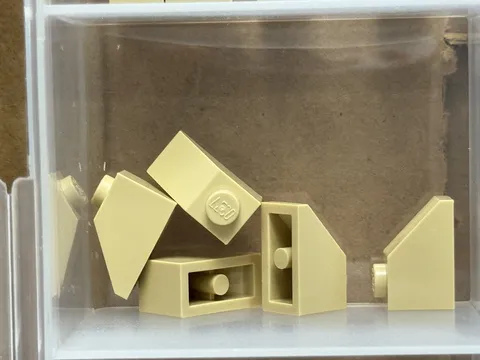 LEGO Parts - Tan Slope 45 2 x 1 - No 3040 - QTY 5