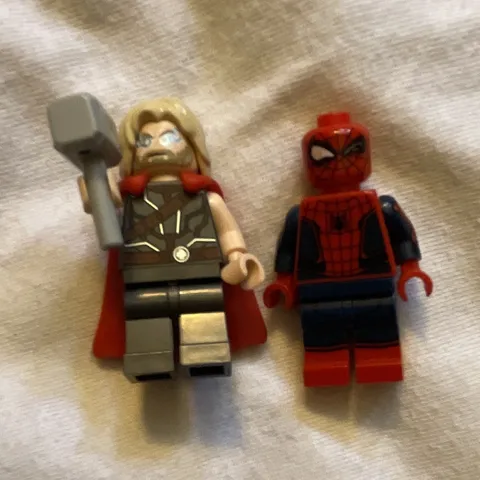 LEGO Spider-Man & Thor Minifigure Lot of 2 w/ Cape, Hammer & Hair Piece