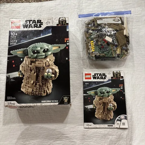 LEGO Star Wars Set 75318 The Child Mandalorian Manual Box Minifig