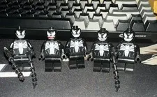 LEGO Marvel Venom Minifigure Lot of 5 Figures w/ Accessories Chains Plastic