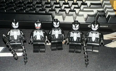 LEGO Marvel Venom Minifigure Lot of 5 Figures w/ Accessories Chains Plastic