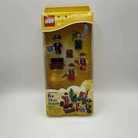 (850839) LEGO Pirates: Classic Pirate Set - Retired 2013 Minifigures NIB