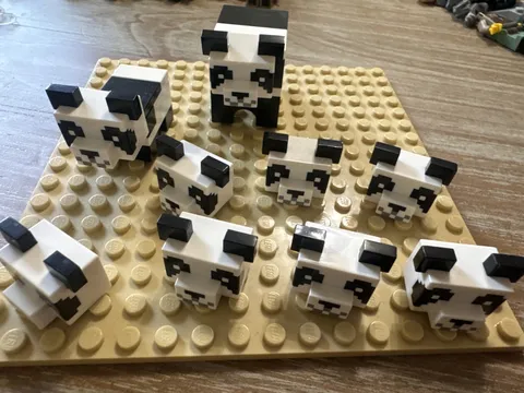 Lego Minecraft Pandas. Lot Of 9 Heads. : 66219pb01