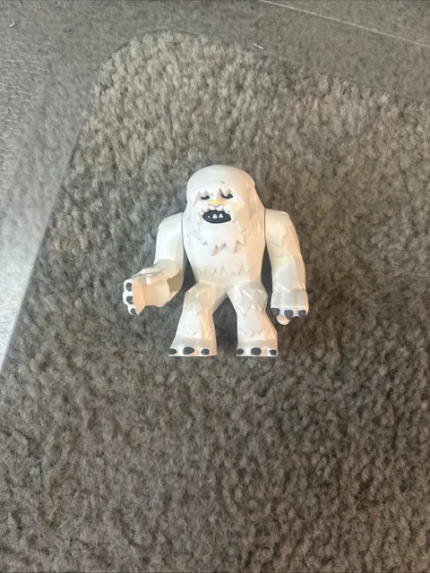 LEGO Star Wars Wampa Minifigure 8089 Hoth Wampa Cave - Genuine - No Horns