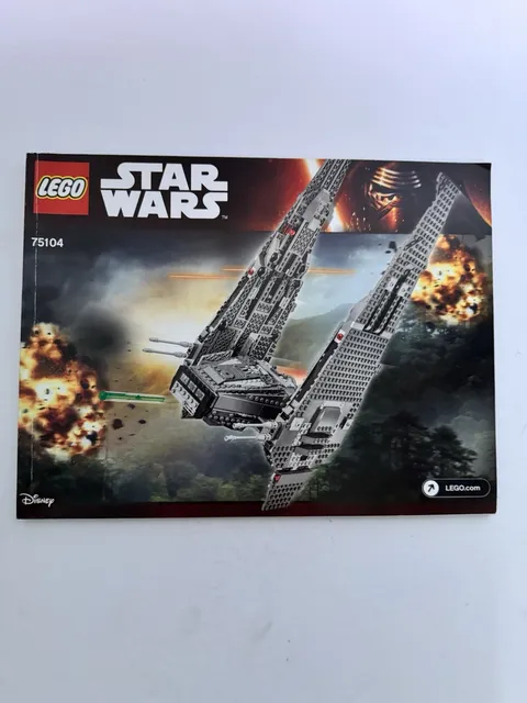 Lego Star Wars: Kylo Ren's Command Shuttle 75104  Instruction Manual