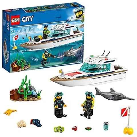 LEGO City Diving Yacht Sailboat Building Set Kit Boat 60221 R87242712