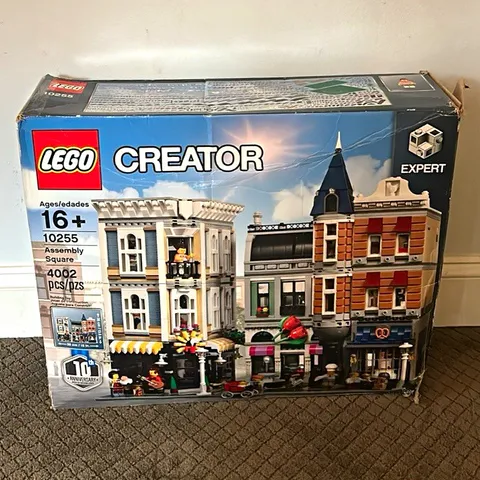 LEGO Creator Expert 10255 Assembly Square 4002 pcs 16+ Boxed Set