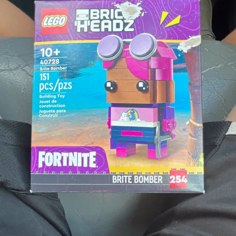 LEGO BrickHeadz Fortnite Brite Bomber 40728 Complete Set 151pcs 2024
