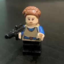 LEGO Star Wars Padme Naberrie Amidala Minifigure SW0324 Sith Infiltrator 7961