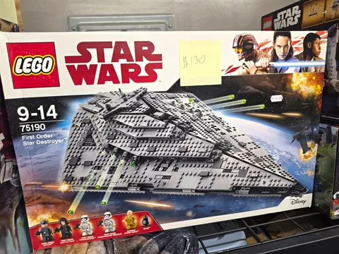 LEGO Star Wars 75190 First Order Star Destroyer 1416pc Set Ages 9-14