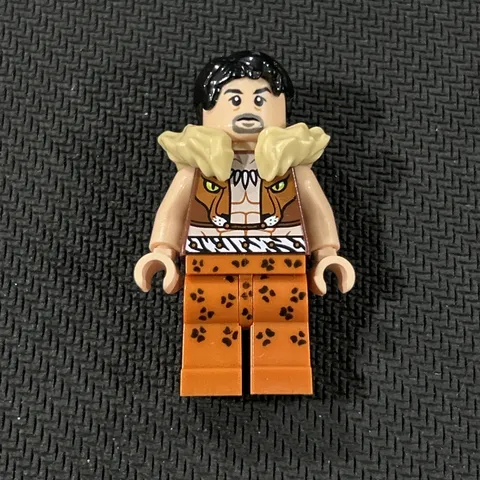 LEGO Kraven the Hunter Minifigure - 76057 Spider-Man Bridge Battle **Excellent**