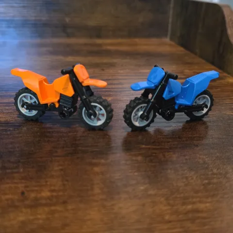 LEGO Two Dirt Bikes Motorcycle for Minifigures City Town Vehicle Genuine LEGO
