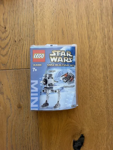 LEGO Star Wars: AT-ST & Snowspeeder Mini Building Set  (4486) - New Sealed