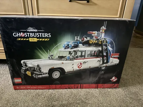 LEGO Icons 10274 Ghostbusters ECTO-1 New Factory Sealed