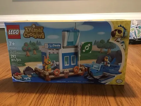 LEGO Animal Crossing: Fly with Dodo Airlines Airport (77051)
