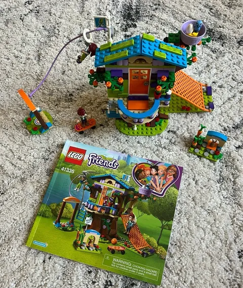LEGO Friends 41335 Mia's Tree House Complete Set 351 pcs Bag Retired