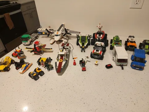 HUGE LEGO City Lot (Cars, Trucks, And Planes)