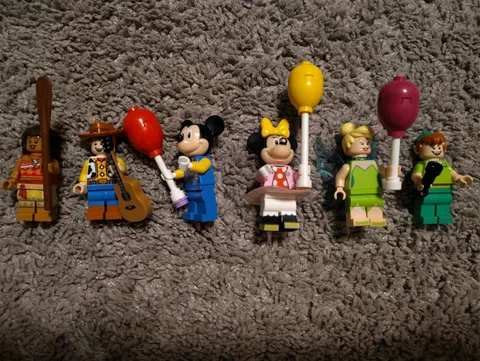 LEGO Minifigure Lot - 6 Disney Woody,Tinkerbell,Peter Pan, Mickey And Minnie Ect