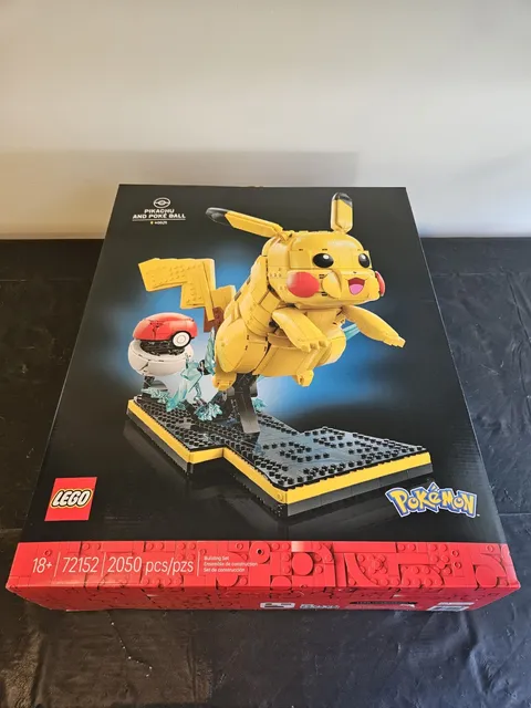 LEGO 72152 Pokemon Pikachu and Poke Ball BRAND NEW SEALED