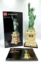 LEGO Architecture: Statue of Liberty (21042) Used - 100% complete w/Box & Manual