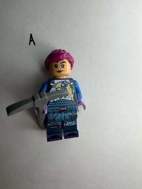 Brite Bomber Minifigure from Lego Fortnite Battle Bus 77073