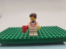 Lego Minifigure Female Brown Hair In A Ponytail And Red Coffee Cup W Necklace