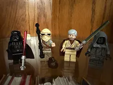 LEGO Star Wars Minifigure Lot w/ Accessories - Darth Vader + 3 Figures