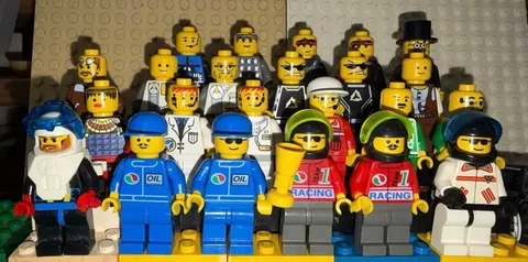 LEGO Minifigure Lot Set Bulk Sale Town - Res-Q Space Port Car